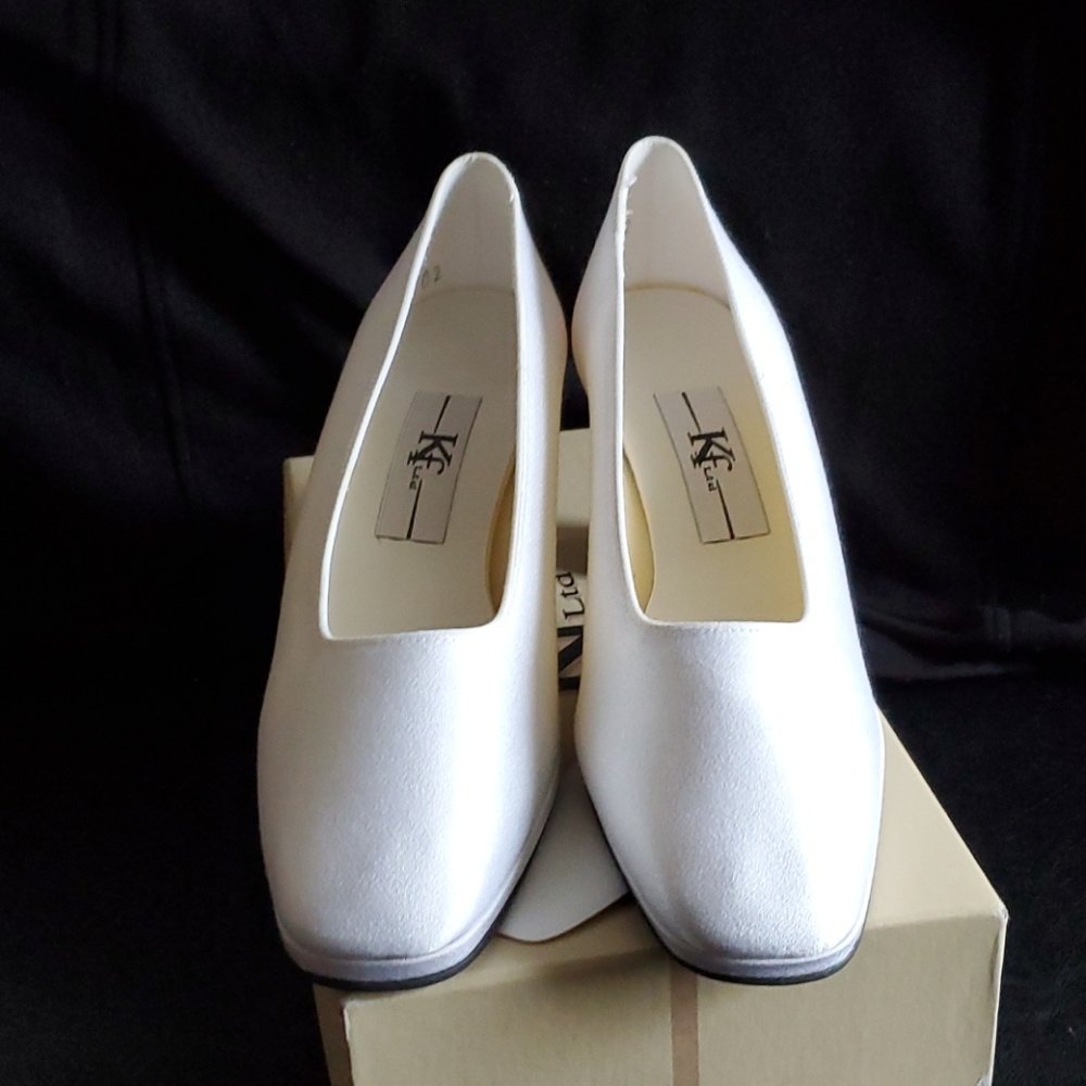 Dyeable shoes - Picture 2 of 10